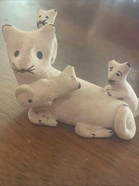 Cat Storyteller | Rare Mary Rose Toya Jemez Pueblo – Klattenhoff House Estate